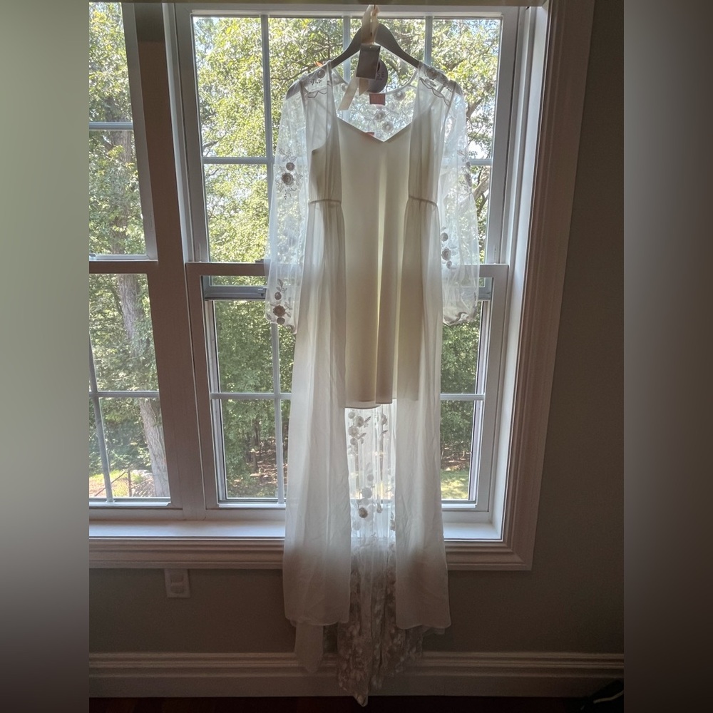 Beautiful Le Rose Stories get ready bridal gown pearl detail
